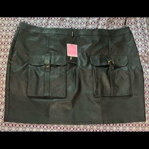 Faux leather bodycon skirt